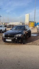 Bmw X6M 423kw špeciálna  Black fire edition - 3