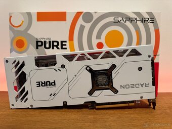 Graficka karta Sapphire Pure RX 7800 XT Gaming OC 16GB Biela - 3