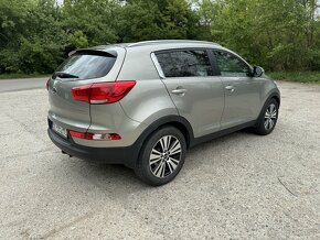 Kia Sportage 2.0 CRDi 4WD AT Platinum - 3