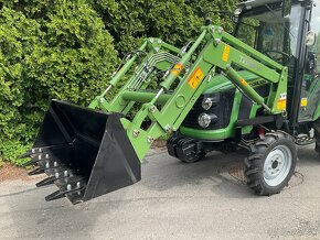 traktor ZOOMLION CR254 s čelním nakladačem 400 kg - 3