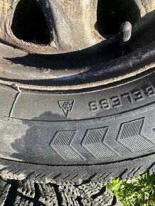 Zimné pneumatiky 165/70 R14 s puklicami - 3