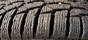 Predám 4ks jazdené zimné 175/65r15-84T Nokian - 3