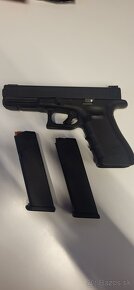 Glock 17, gen 4 - 3