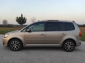 Volkswagen Touran 1.4 TSI, 7 MIEST 137900km - 3