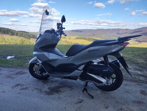 Honda pcx 2023 - 3