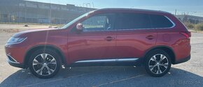 Mitsubishi Outlander - 3