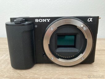 Sony ZV e-10 + doplnky na videotvorbu - 3