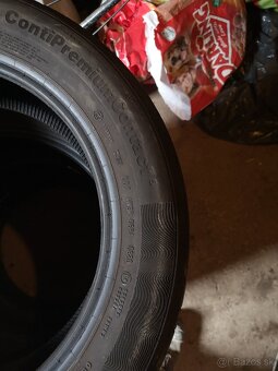 Letné pneu 215/55 r17 - 3