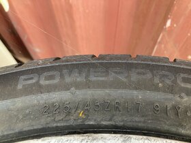 Pneumatiky Nokian Powerproof 225/45 R17 - 3