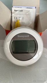 Honeywell bezdrátový termostat T87RF 2033 - 3