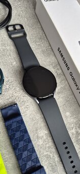 Samsung Galaxy Watch 5 44mm Šedé - 3