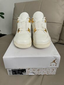 Nike Air Jordan 4 Metallic Gold (W) - 3