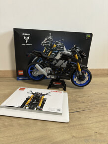 Lego Technic 42159 Yamaha MT-10 SP - 3