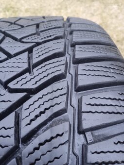 215/55 r17 zimné pneumatiky...7,5 mm - 3