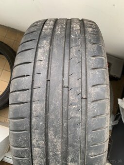 Michelin Pilot Sport 4 225/40 18 - 3