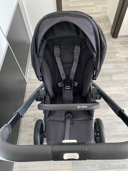 Kočík Cybex Balios S Lux 2023 + vanička Cot S Lux Moon Black - 3