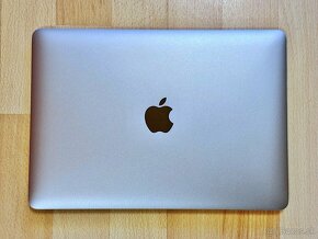 ZÁRUKA-MacBook 12" Space Gray, TOP STAV - 3