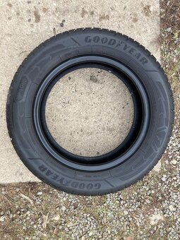 GoodYear zimné 215/60R16 - 2ks - 3