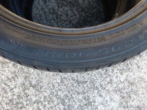 Continental 295/40R21 - 3