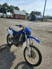 Yamaha wr250 - 3