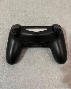 PS4 controller - 3