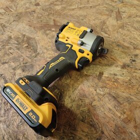 Dewalt - 3