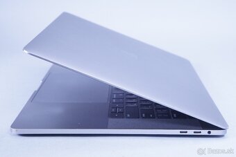 ZÁRUKA/Macbook Pro 15.4" TB/I7 2.9GHZ/16GB RAM/512GBSSD/BAT - 3