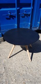 Stôl gulatý čierny 309 - 3