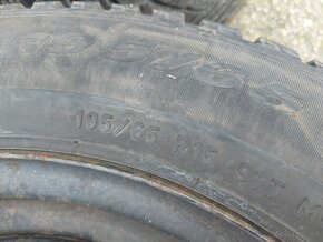 195/65R15 PIRELLI zimne pneumatiky - 5x112R15 disky VW-ŠKODA - 3