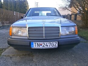 Mercedes w124  260e - 3