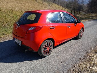 Mazda 2 - 3