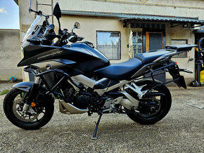 Honda crossrunner VFR800 - 3