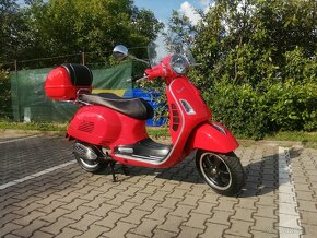 Piaggio Vespa GTS Super 125 - 3