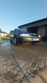 Škoda Octavia 1 Tour 1,6 benzín 75 kw - 3