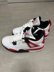 Air Jordan 4 RETRO (GS) - 3