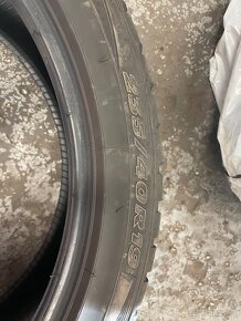 235/40 R19 celorocne pneumatiky - 3