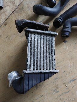 Intercooler Seat Toledo 1L - 3