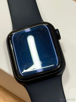 Apple Watch SE 2022 40mm - 3