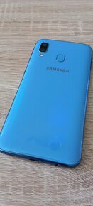 Predám SAMSUNG GALAXY A40 blue s príslušenstvom - 3