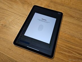 Apple iPad Air 5 64gb s procesorom M1 nefunkcne Touch ID - 3