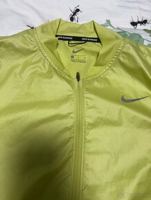 Predám Nike dámsku bežeckú  bundu Dri -fit  Sko - 3