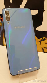 Samsung galaxy a70 modrej farby 128gb verzia odblokovany - 3