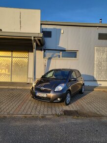 Toyota yaris 1.33 5D - 3