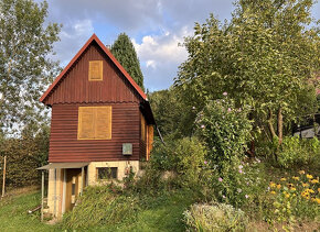 Malebná chatka s krásnym výhľadom medzi Breznom a Valaskou - 3