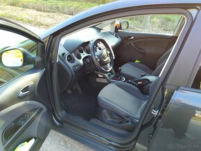 Predám SEAT ALTEA XL 12/2011 103kw - 3