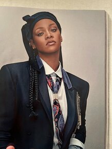 Vogue - Rihanna Anglicko Máj 2020 - 3