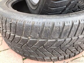 235/45 R18 zimne pneu DUNLOP - 3