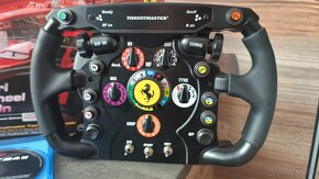 Volant Thrustmaster F1 Ferrari, hra F1 2024 na ps5 - 3