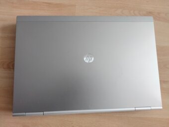 predám HP elitebook -Intel core i5 -8gb ram -250gb ssd - 3