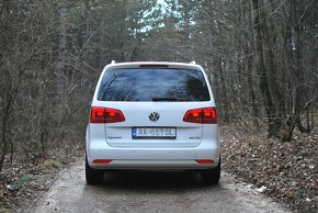 Volkswagen Touran 2.0 TDI 125kW / 170k Highline DSG, 7 miest - 3